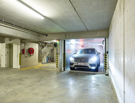 Residential car lift - S4 - 1