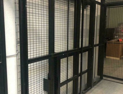 Goods lift - 2