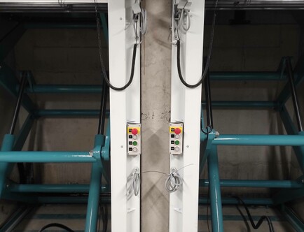 Goods lift - 4