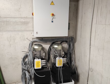 Goods lift - 2