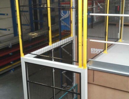 Goods lift - 1