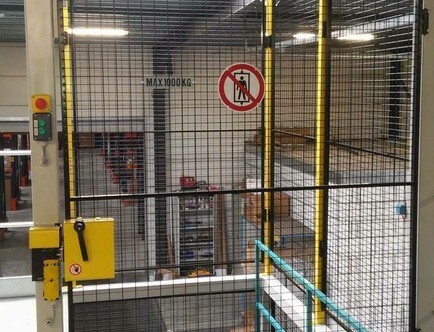 Goods lift - 2