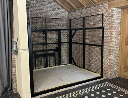 Goods lift - 7