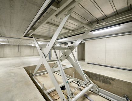 Particuliere autolift - S2 - 1
