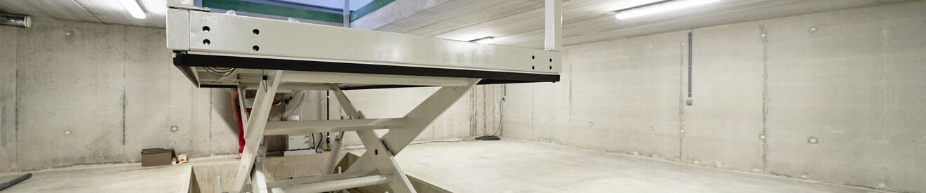 S2 Autolift voor twee wagens (binnen)